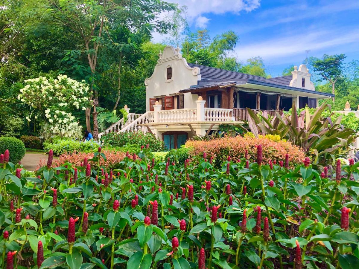 Ataalaya Farmhouse Batangas Exterior foto