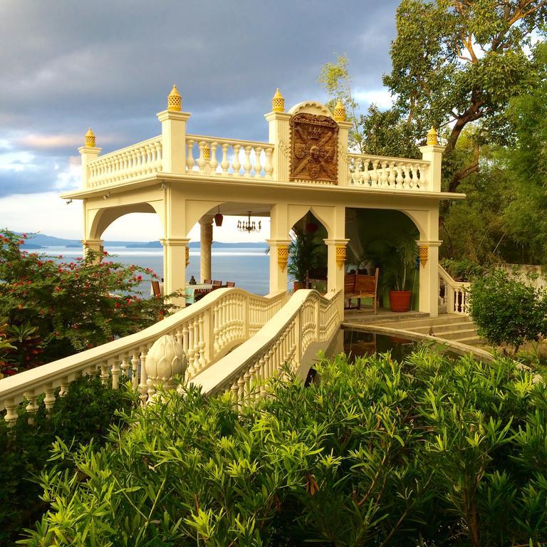Ataalaya Farmhouse Batangas Exterior foto