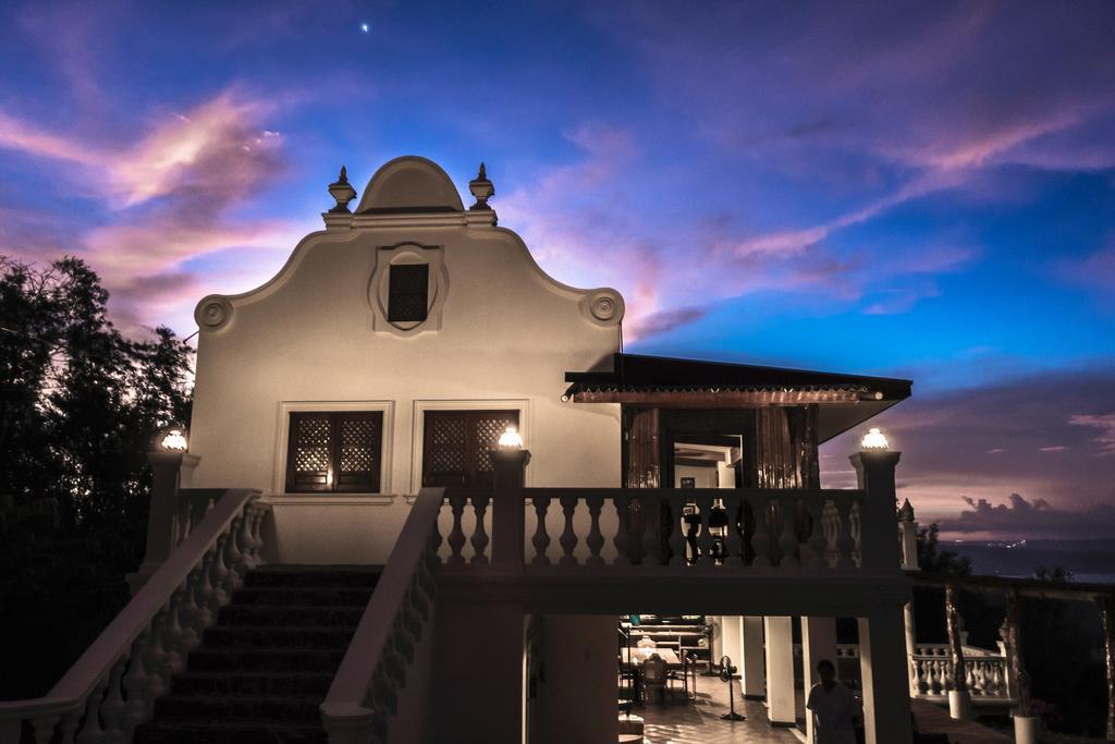 Ataalaya Farmhouse Batangas Exterior foto