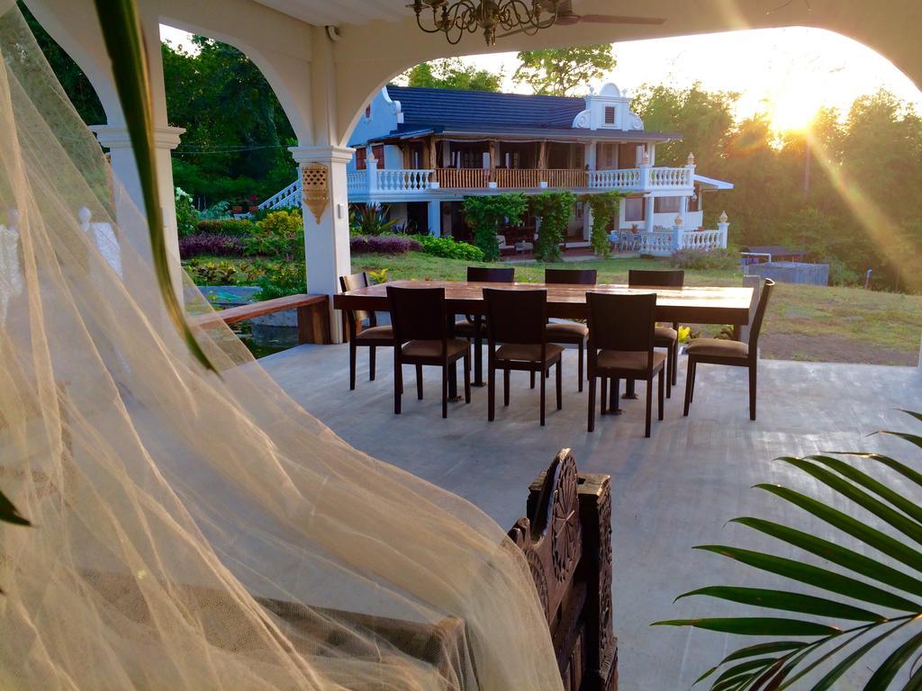 Ataalaya Farmhouse Batangas Exterior foto